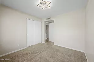 7953 W Sahuaro Dr, Peoria, AZ 85345 - Photo 21