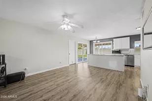 7953 W Sahuaro Dr, Peoria, AZ 85345 - Photo 11