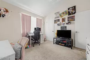 7801 N 44th Dr, Glendale, AZ 85301 - Photo 15
