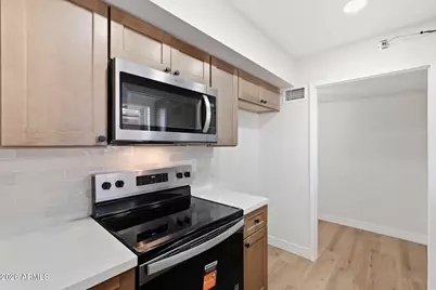 13224 N 98th Avenue #N, Sun City, AZ 85351 - Photo 11