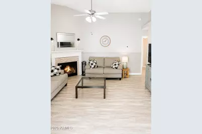 8140 N 107th Avenue #112, Peoria, AZ 85345 - Photo 7
