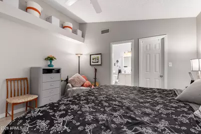 8140 N 107th Avenue #112, Peoria, AZ 85345 - Photo 15