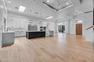 4410 E Turney Ave, Phoenix, AZ 85018 - Photo 5