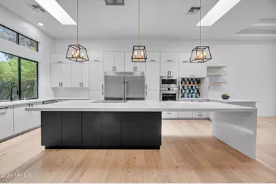 4410 E Turney Avenue, Phoenix, AZ 85018 - Photo 7