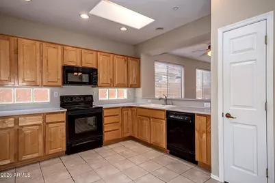 2461 W Muirfield Drive, Anthem, AZ 85086 - Photo 7