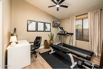 25821 N 41st Drive, Phoenix, AZ 85083 - Photo 29