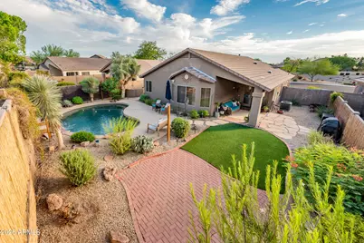 25821 N 41st Drive, Phoenix, AZ 85083 - Photo 33
