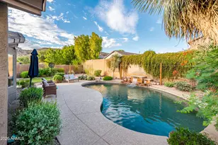 25821 N 41st Dr, Phoenix, AZ 85083 - Photo 35