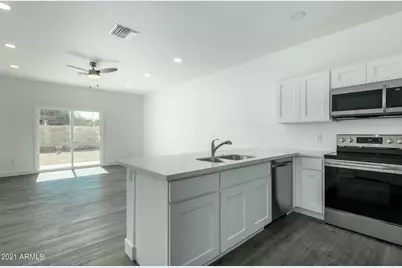 917 S 5th Avenue #Apt 1, Phoenix, AZ 85003 - Photo 3