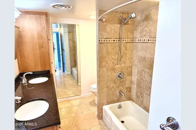 207 W Clarendon Avenue #20C, Phoenix, AZ 85013 - Photo 3