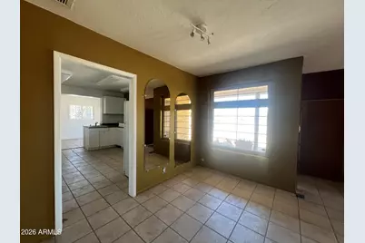 1201 E Desert Park Lane, Phoenix, AZ 85020 - Photo 3