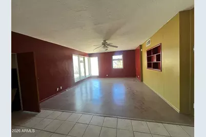 1201 E Desert Park Lane, Phoenix, AZ 85020 - Photo 9