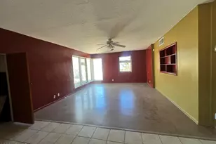 1201 E Desert Park Ln, Phoenix, AZ 85020 - Photo 9
