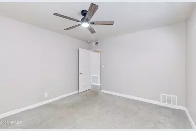 102 W Maryland Avenue #C1, Phoenix, AZ 85013 - Photo 9