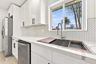 2053 W Hazelwood Street, Phoenix, AZ 85015 - Photo 7