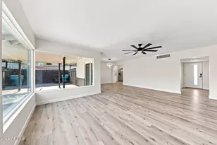2053 W Hazelwood St, Phoenix, AZ 85015 - Photo 15