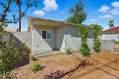 830 N 10th Avenue, Phoenix, AZ 85007 - Photo 1