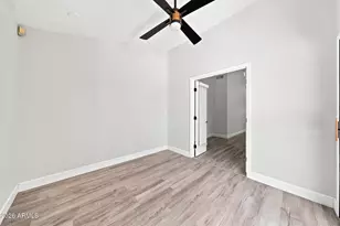 8405 E Turquoise Ave, Scottsdale, AZ 85258 - Photo 13