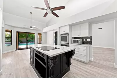 8405 E Turquoise Avenue, Scottsdale, AZ 85258 - Photo 15