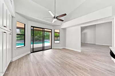 8405 E Turquoise Avenue, Scottsdale, AZ 85258 - Photo 15
