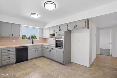 10511 W Clair Drive, Sun City, AZ 85351 - Photo 3