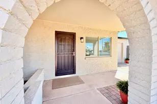 267 W Hillside St, Mesa, AZ 85201 - Photo 5