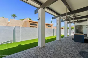 6333 N Scottsdale Rd, Scottsdale, AZ 85250 - Photo 25