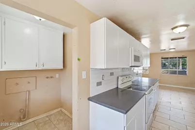 3331 N 18th Avenue, Phoenix, AZ 85015 - Photo 11