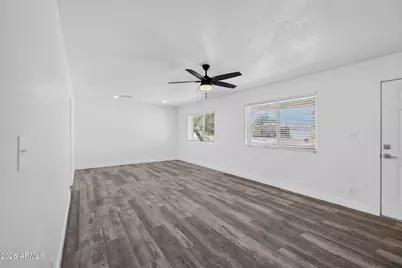2501 E Karen Drive, Phoenix, AZ 85032 - Photo 9