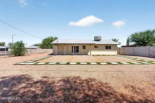 2501 E Karen Dr, Phoenix, AZ 85032 - Photo 35