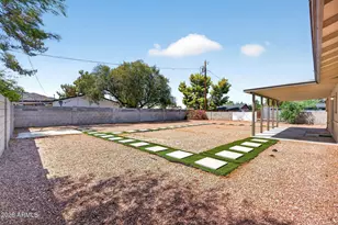 2501 E Karen Dr, Phoenix, AZ 85032 - Photo 31