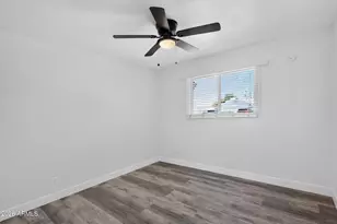2501 E Karen Dr, Phoenix, AZ 85032 - Photo 25