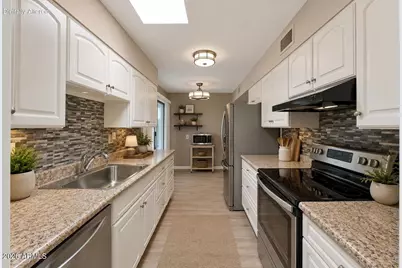 17026 N Pinion Lane, Sun City, AZ 85373 - Photo 7