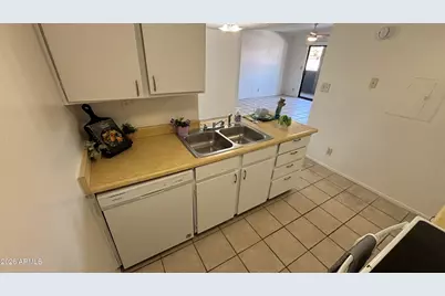 1730 W Emelita Avenue #2025, Mesa, AZ 85202 - Photo 7