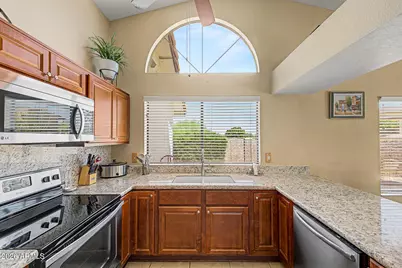 17039 E De Anza Drive, Fountain Hills, AZ 85268 - Photo 19
