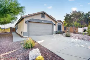 1921 E Siesta Ln, Phoenix, AZ 85024 - Photo 1