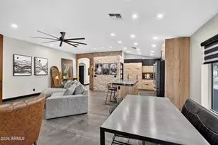 1921 E Siesta Ln, Phoenix, AZ 85024 - Photo 7