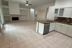 312 W Angela Dr, Phoenix, AZ 85023 - Photo 7