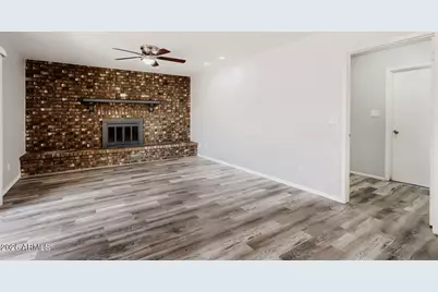 1727 W Villa Theresa Drive, Phoenix, AZ 85023 - Photo 13