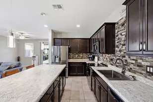 17990 W Louise Dr, Surprise, AZ 85387 - Photo 13