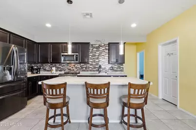 17990 W Louise Drive, Surprise, AZ 85387 - Photo 15
