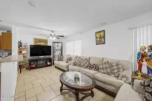 13018 W Laurel Ln, El Mirage, AZ 85335 - Photo 9