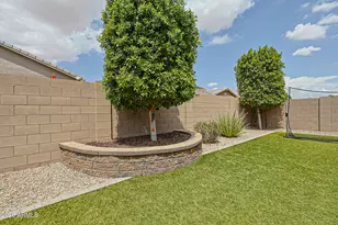 23942 N 166th Ln, Surprise, AZ 85387 - Photo 25