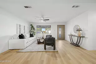 1006 S Siesta Ln, Tempe, AZ 85281 - Photo 7