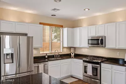 1137 S Hazel Street, Gilbert, AZ 85296 - Photo 7