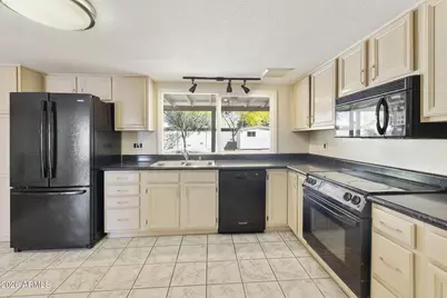 4538 W Purdue Avenue, Glendale, AZ 85302 - Photo 19