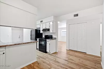 1837 E Intrepid Avenue, Mesa, AZ 85204 - Photo 11