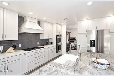 9821 E Becker Lane, Scottsdale, AZ 85260 - Photo 13