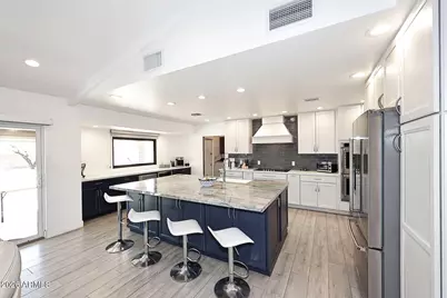 9821 E Becker Lane, Scottsdale, AZ 85260 - Photo 11