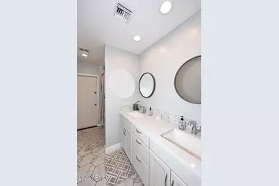 9821 E Becker Lane, Scottsdale, AZ 85260 - Photo 23
